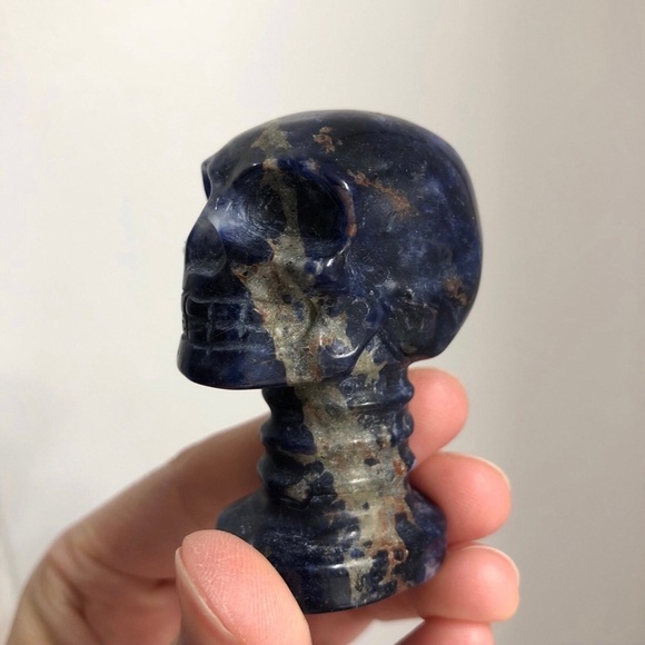 Sodalite Skull Halloween Crystal - Picture 5 of 6
